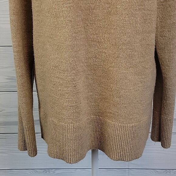 Apt. 9 pullover crewneck sweater in shimmering tan Size L - Picture 3 of 13